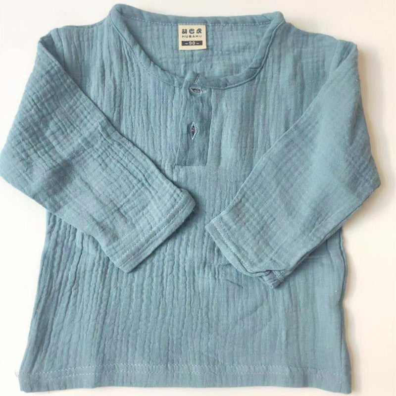 袖口の縫製と長袖デザインをアップで写した子どもTシャツディテール画像
