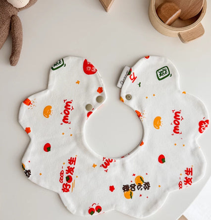 洗濯しやすいコットンビブ シンプルで使いやすいベビースタイ
