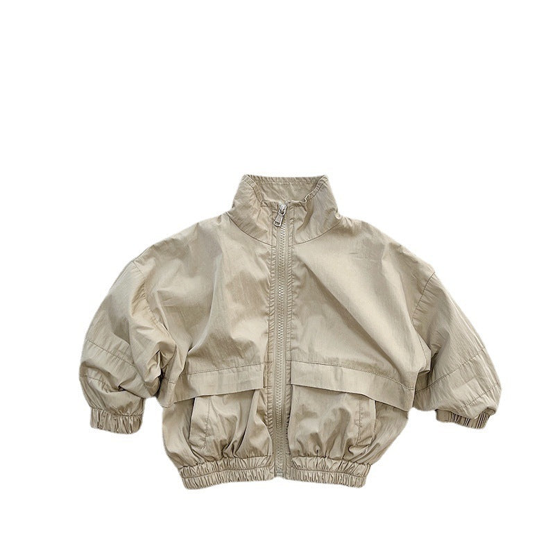 男女兼用のシンプルデザインカーディガン全体写真
