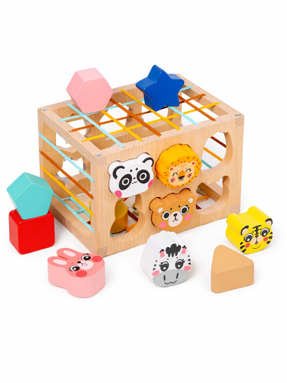 木製アニマル形合わせボックスとカラーブロック一式を白背景で並べたセット全体写真

