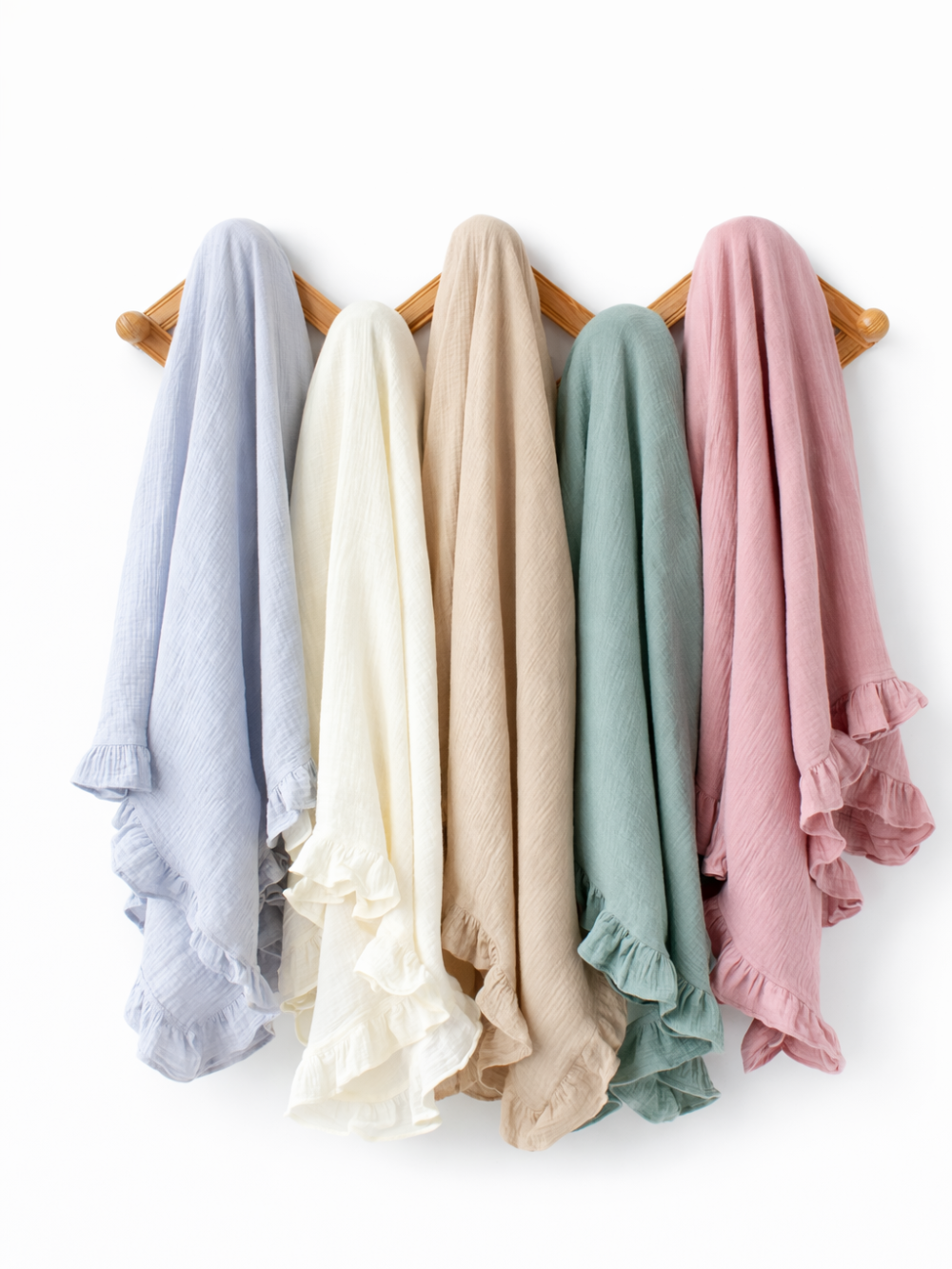 フリル付きベビーブランケット カラー展開がひと目でわかる壁掛けイメージ（ベビーブランケット）
