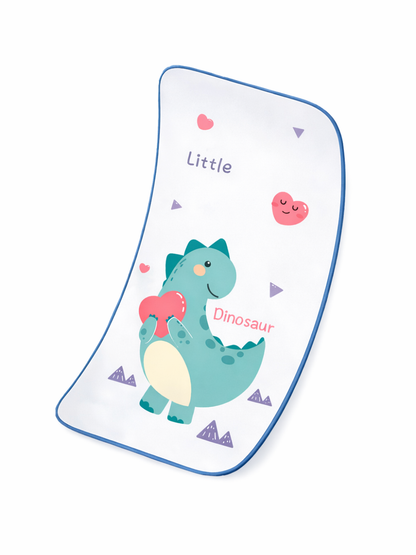 恐竜柄の洗える防水おむつ替えシート（ハートの恐竜・おむつ替えマット）イメージ
