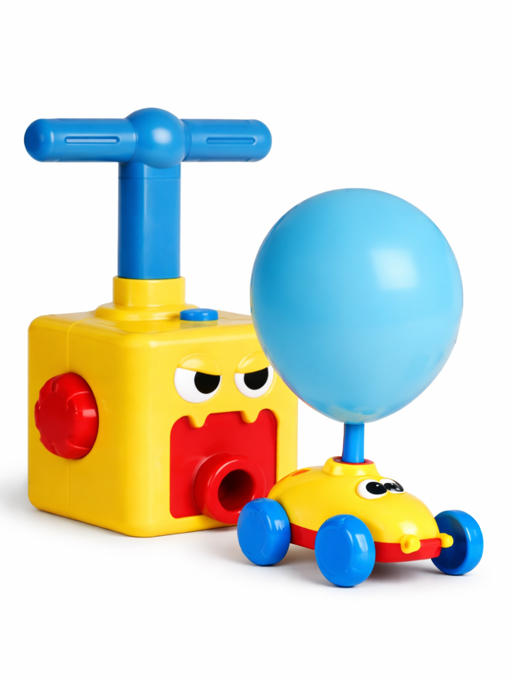 黄色いキューブ型の空気ポンプ玩具（顔デザイン・青いハンドル・赤いダイヤル）の前に、青い風船を付けた黄色いミニカー（青い車輪）が置かれている白背景の製品画像。

