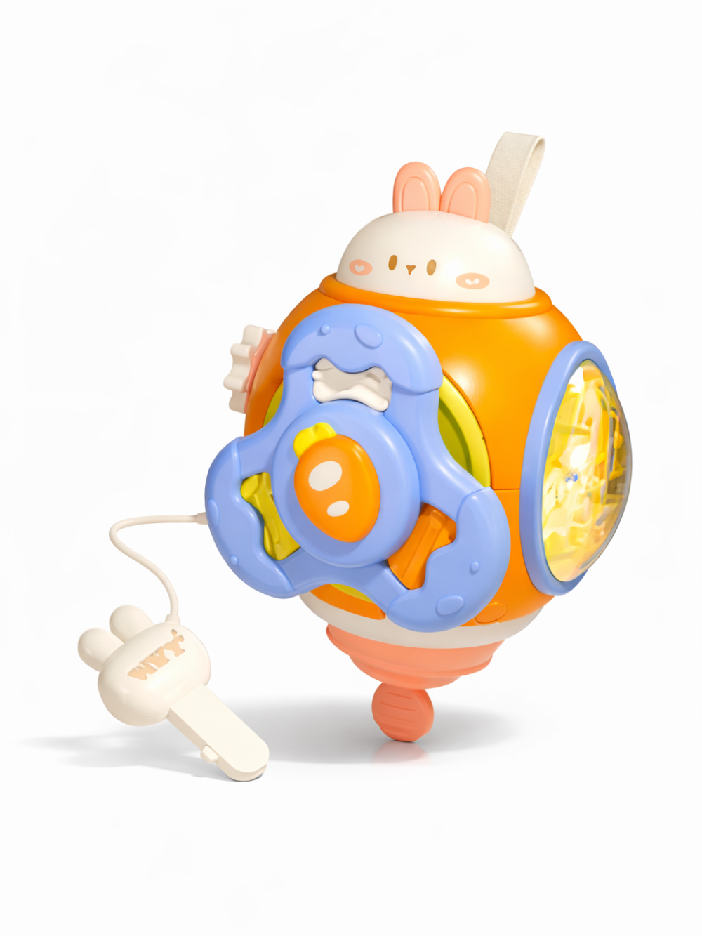 白背景のスタジオで撮影された、うさぎモチーフの多機能ベビートイ（オレンジの本体にブルーの回転パーツ、サイドに透明パネル、ひも付きアクセサリー付き）

