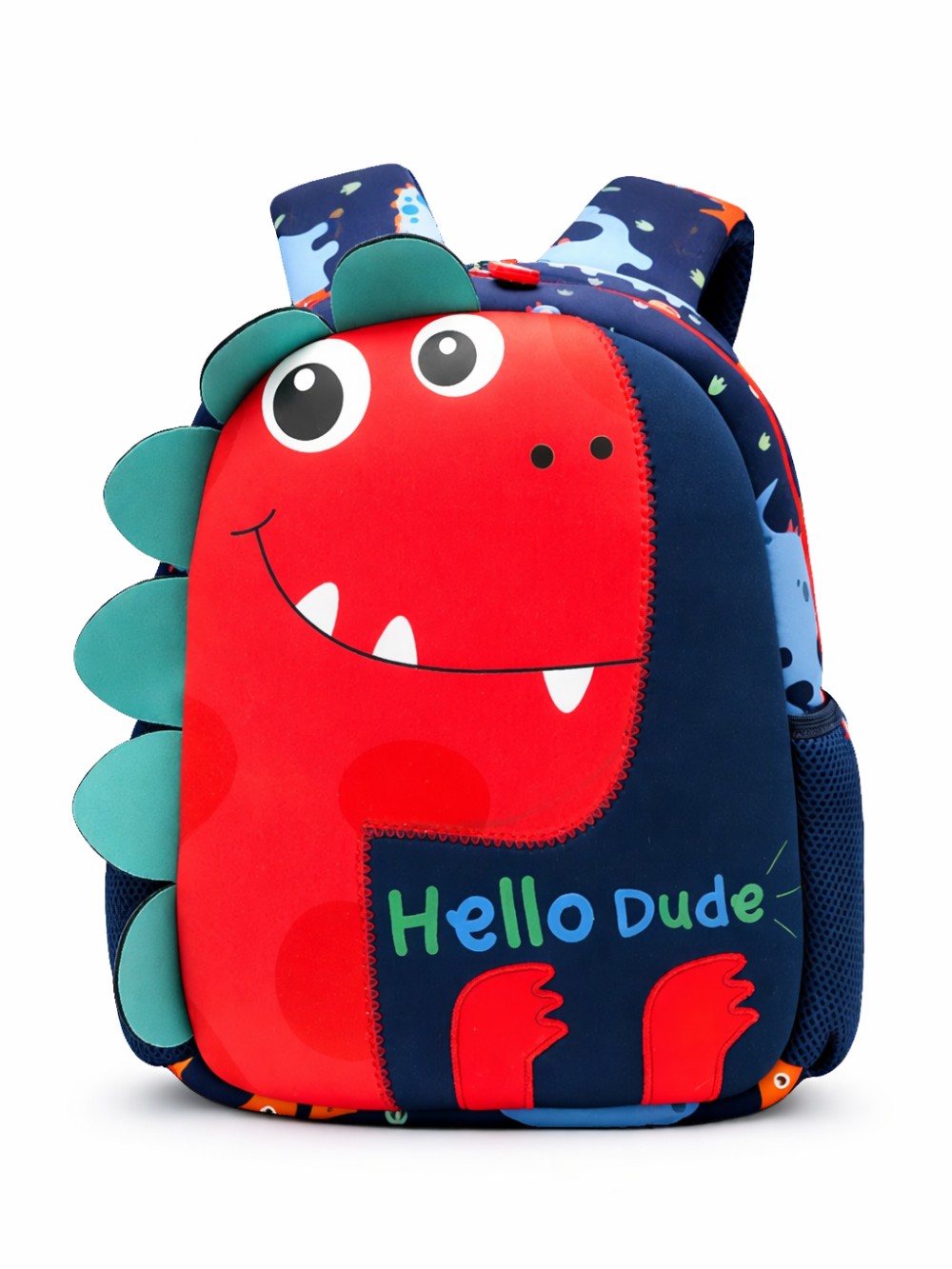 白背景に、恐竜デザインの子ども用リュック。赤い恐竜の顔と白い牙、横に緑のトゲがあり、ネイビーの本体に「Hello Dude」の文字、メッシュのサイドポケットと厚みのあるショルダーストラップが付いている。
