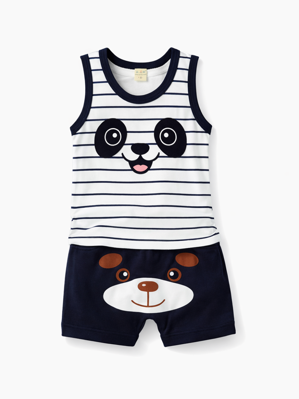 白背景に配置された子ども用上下セット。ネイビー×白のボーダータンクトップ（パンダの顔プリント）と、ネイビーのショートパンツ（くまの顔プリント）。
