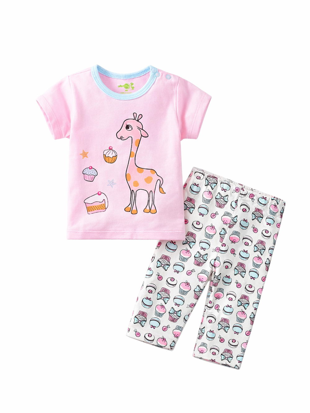 ピンクのキリン柄半袖Tシャツと、カップケーキ柄の七分丈レギンス（2点セット）
