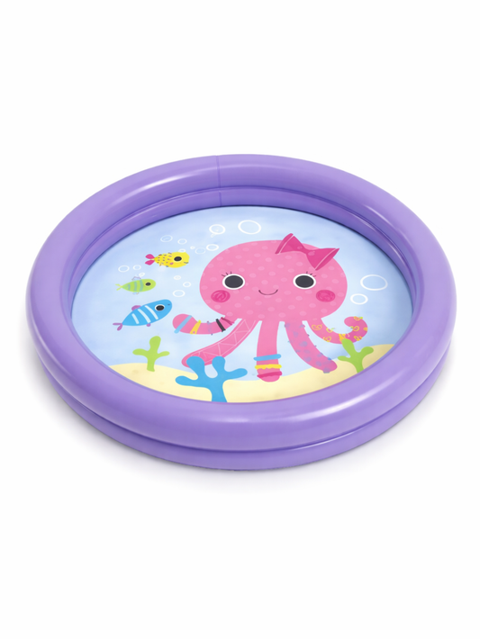 白背景に配置した丸型の子ども用ビニールプールの製品画像。パープルのリングに、底面はピンクのタコと魚・海藻のイラストが描かれた海中デザイン。