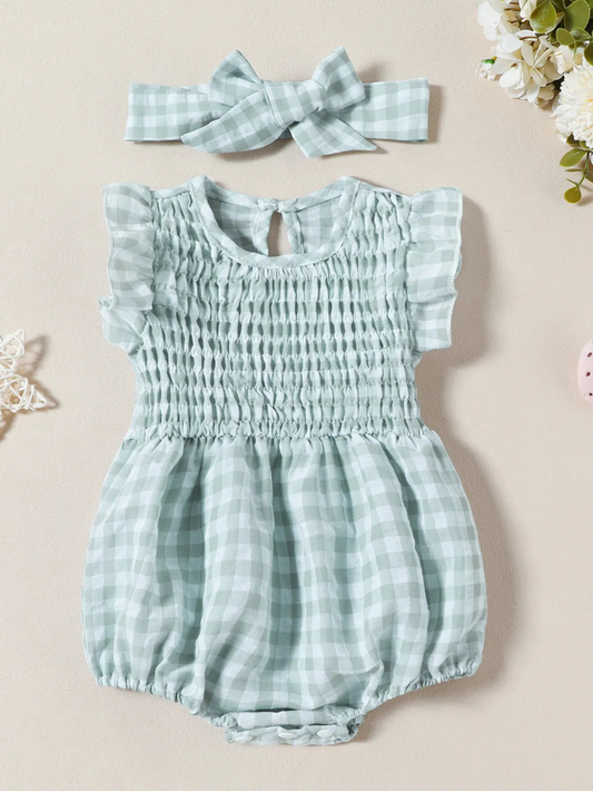 ライトグリーンのギンガムチェックノースリーブロンパースとヘアバンドのセット
