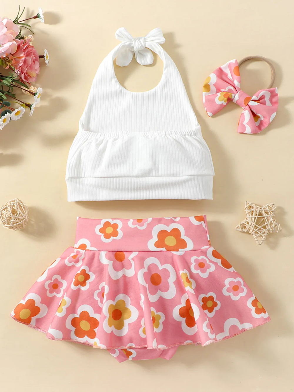 女の子3点セット ホワイトのホルターネックトップスと花柄スカートパンツ
