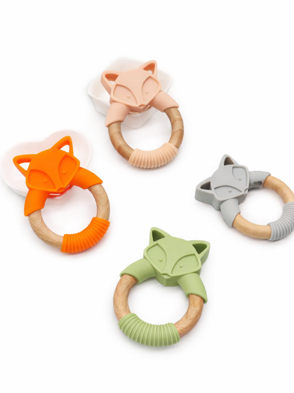 木製リング付き きつねシリコン歯固め（歯がため）4色セット 俯瞰イメージ
