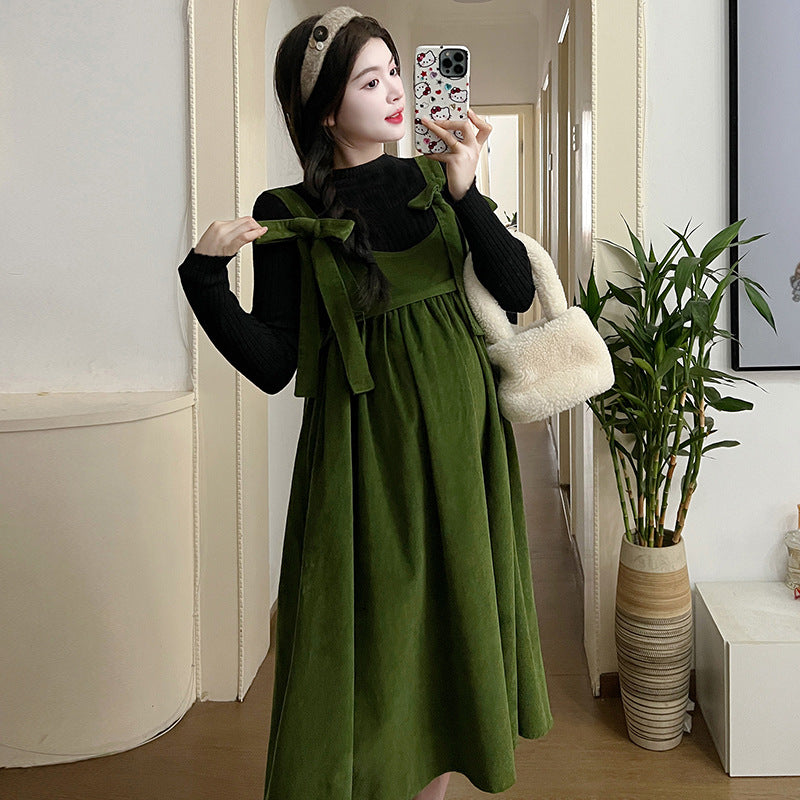 あたたか重ね着で秋冬を快適に マタニティコーデュロイジャンパースカート ニットインナー2点セット クルーネック ミモレ丈 M~2XL