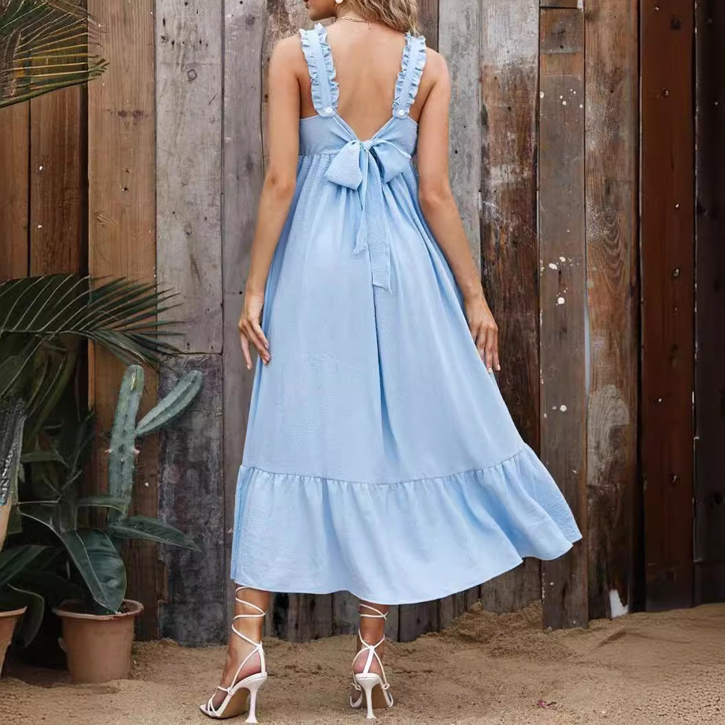 ブルーのマタニティワンピースのバックスタイル
