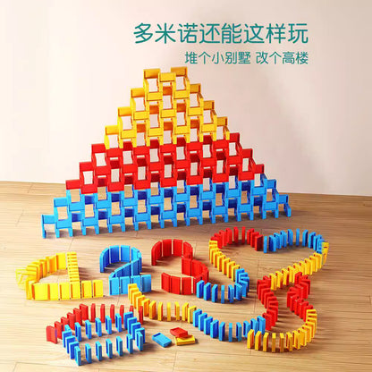 カラードミノで立体コースを作って遊べるドミノブロックセット
