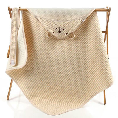 コットンキルト ベビーブランケット スワドル　フード部分のアニマル表情デザイン（ベビー寝具）
