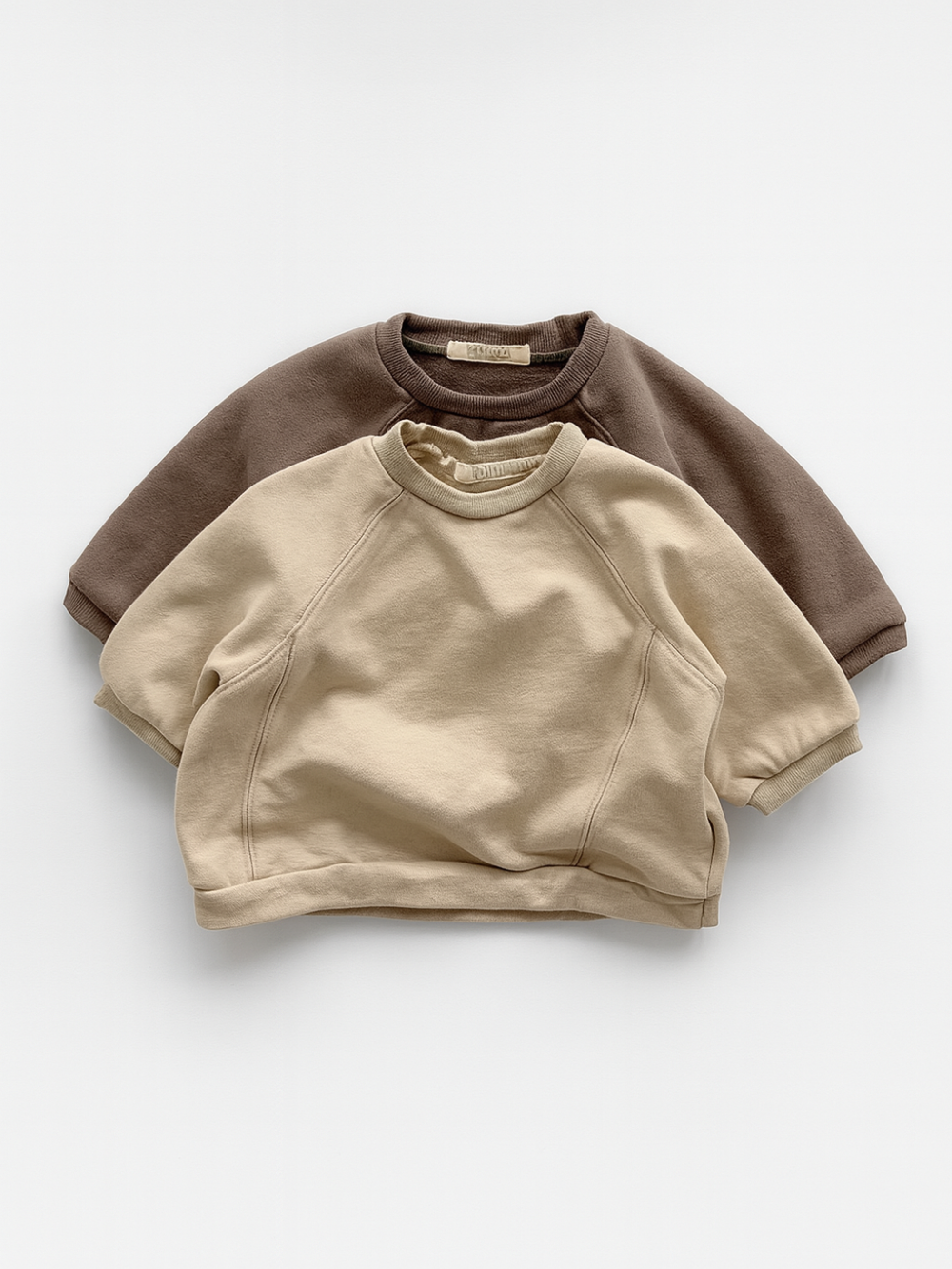 汗ばむ夏もさらっと快適 男女兼用子ども半袖Tシャツ 無地ラウンドネック コットン 90–140cm