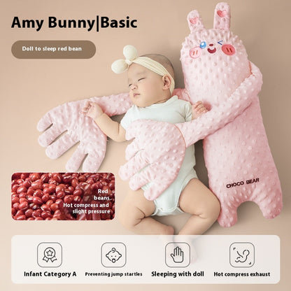 ベビーフォト撮影小物として使った小麦パーム風抱きまくらのシーン
