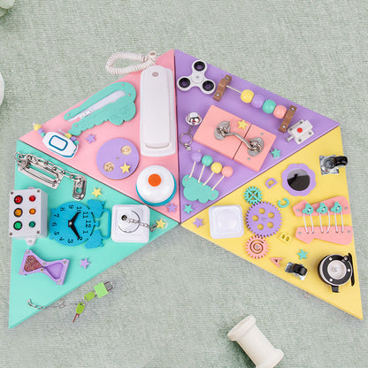 カラフル木製ピラミッドビジーボード 手先トレーニング玩具詳細
