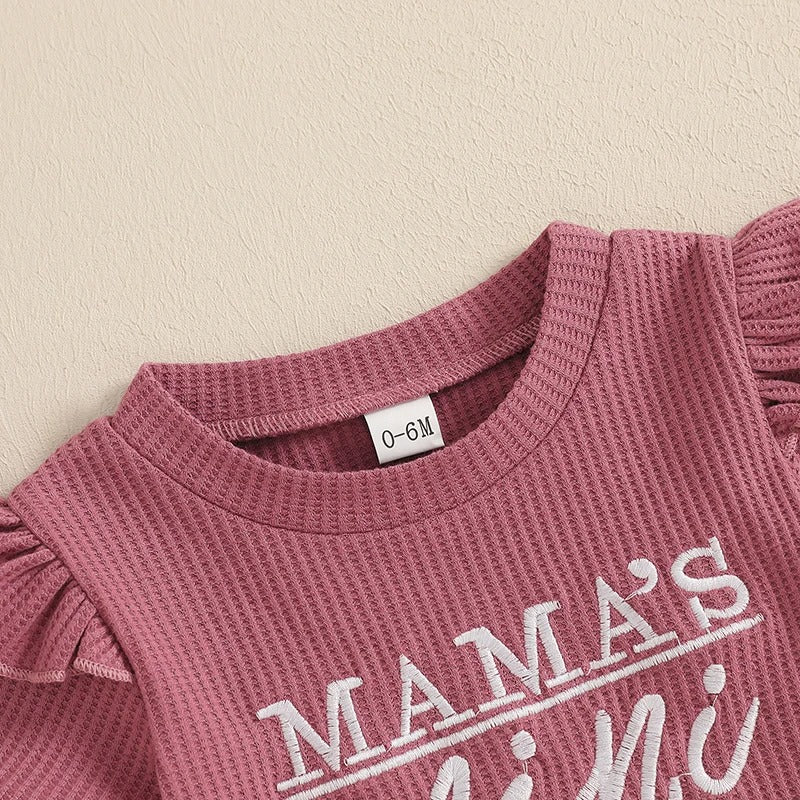 クルーネックと肩フリルが可愛いワッフルトップス襟元ディテール
