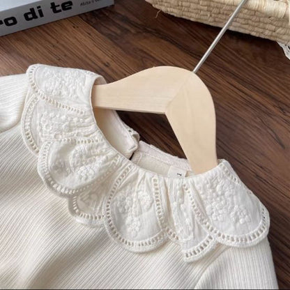 ベージュレース襟コットン裏起毛トップス | Beige Lace Collar Cotton Fleece-Lined Baby Top Lumisei Prime