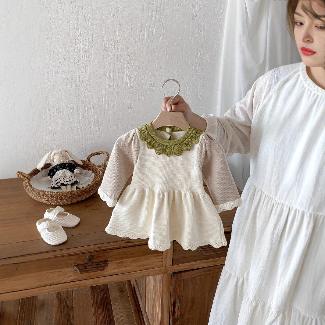 プリンセス風デザインのガールズドレス
