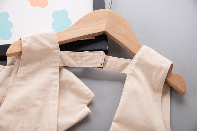 元気いっぱい恐竜モチーフで夏のおしゃれが決まる 子ども半袖Tシャツ&サスペンダーショートパンツセット コットン 80~120cm