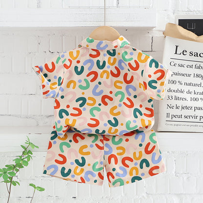 さらっと涼しくおしゃれに決まる 男の子半袖シャツ＆ショーツセット レター柄プリント コットン 80〜120cm