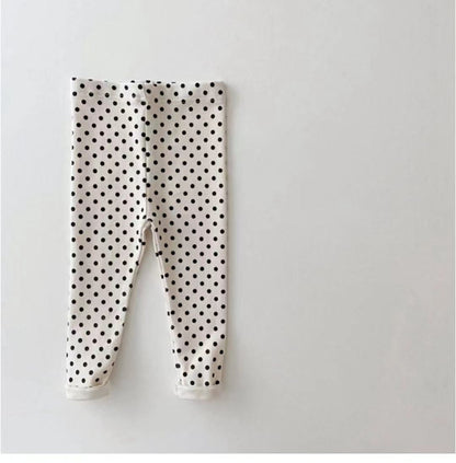 保育園でも使いやすい柔らかパンツ
