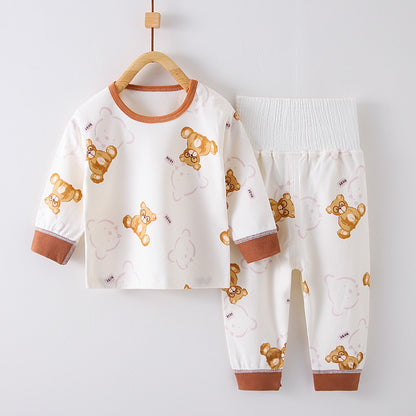 柔らかいコットン生地の質感を見せたベビーパジャマ生地アップ
