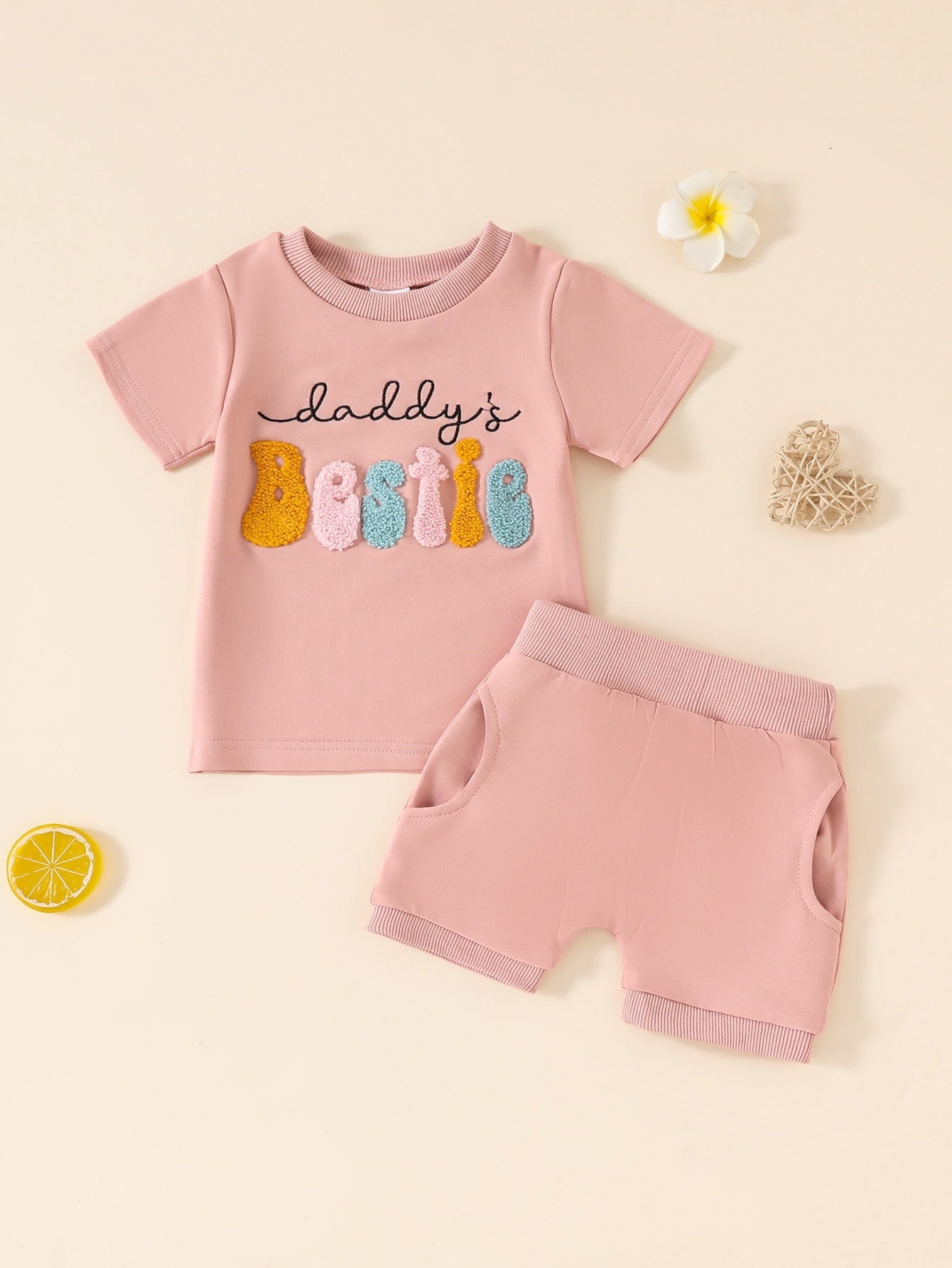 ふんわり刺繍ロゴが映える 女の子半袖トップス＆ポケット付きショートパンツ セットアップ コットン 3-6M~2-3Y