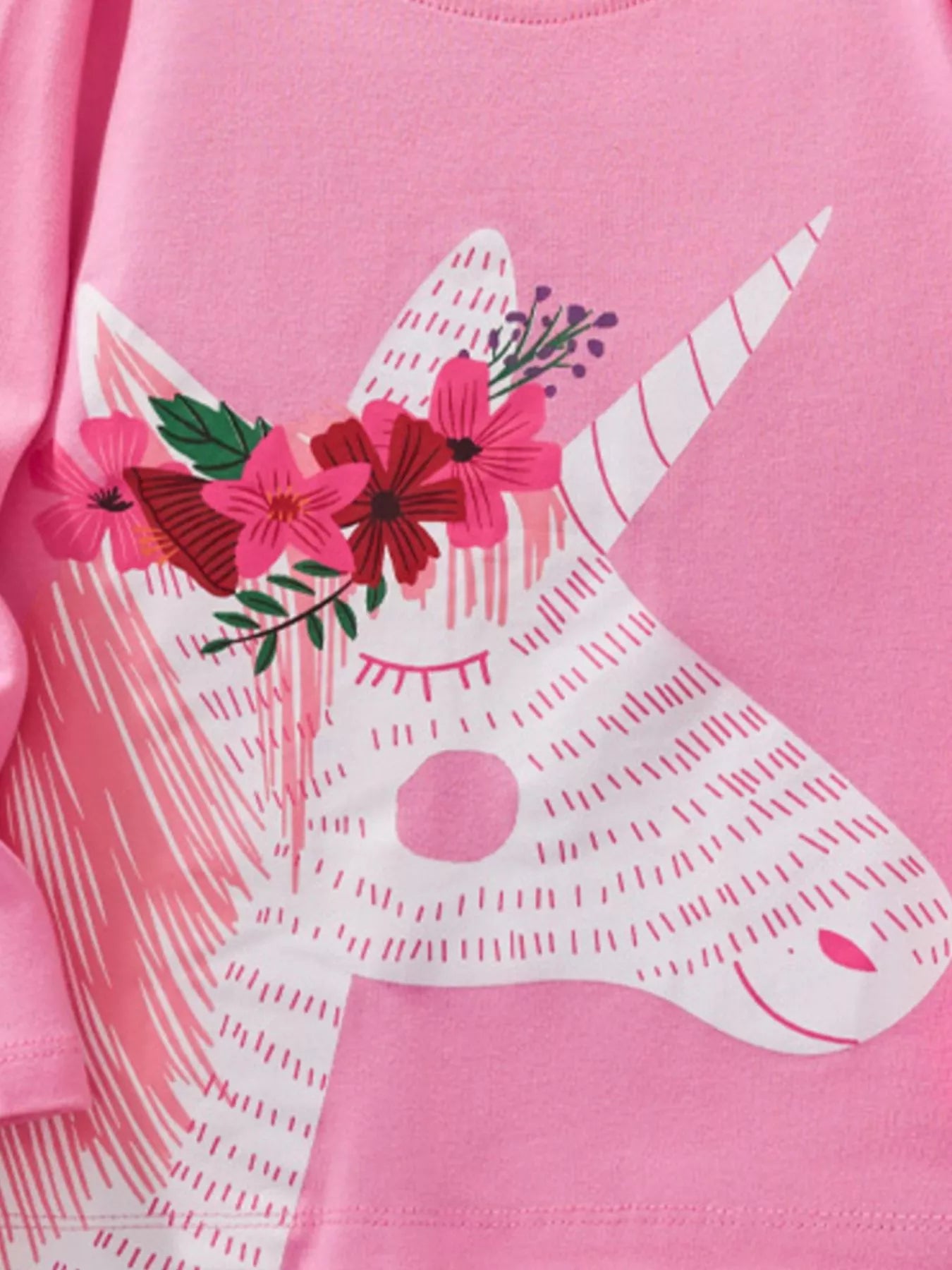 ユニコーンデザインが映えるキッズ長袖シャツ
