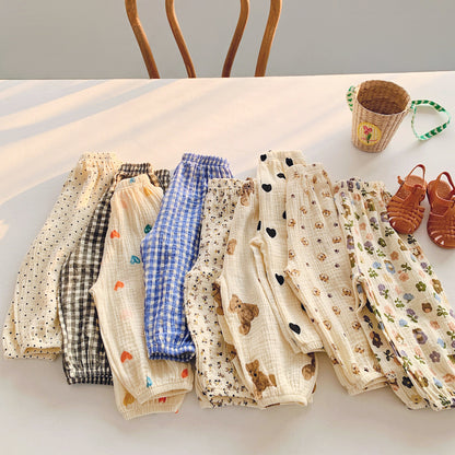 薄手コットン素材の韓国風キッズハーレムパンツ全体画像
