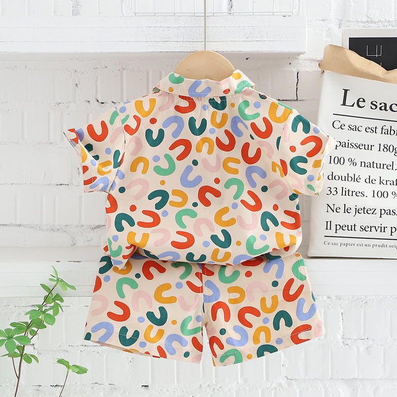 さらっと涼しくおしゃれに決まる 男の子半袖シャツ＆ショーツセット レター柄プリント コットン 80〜120cm