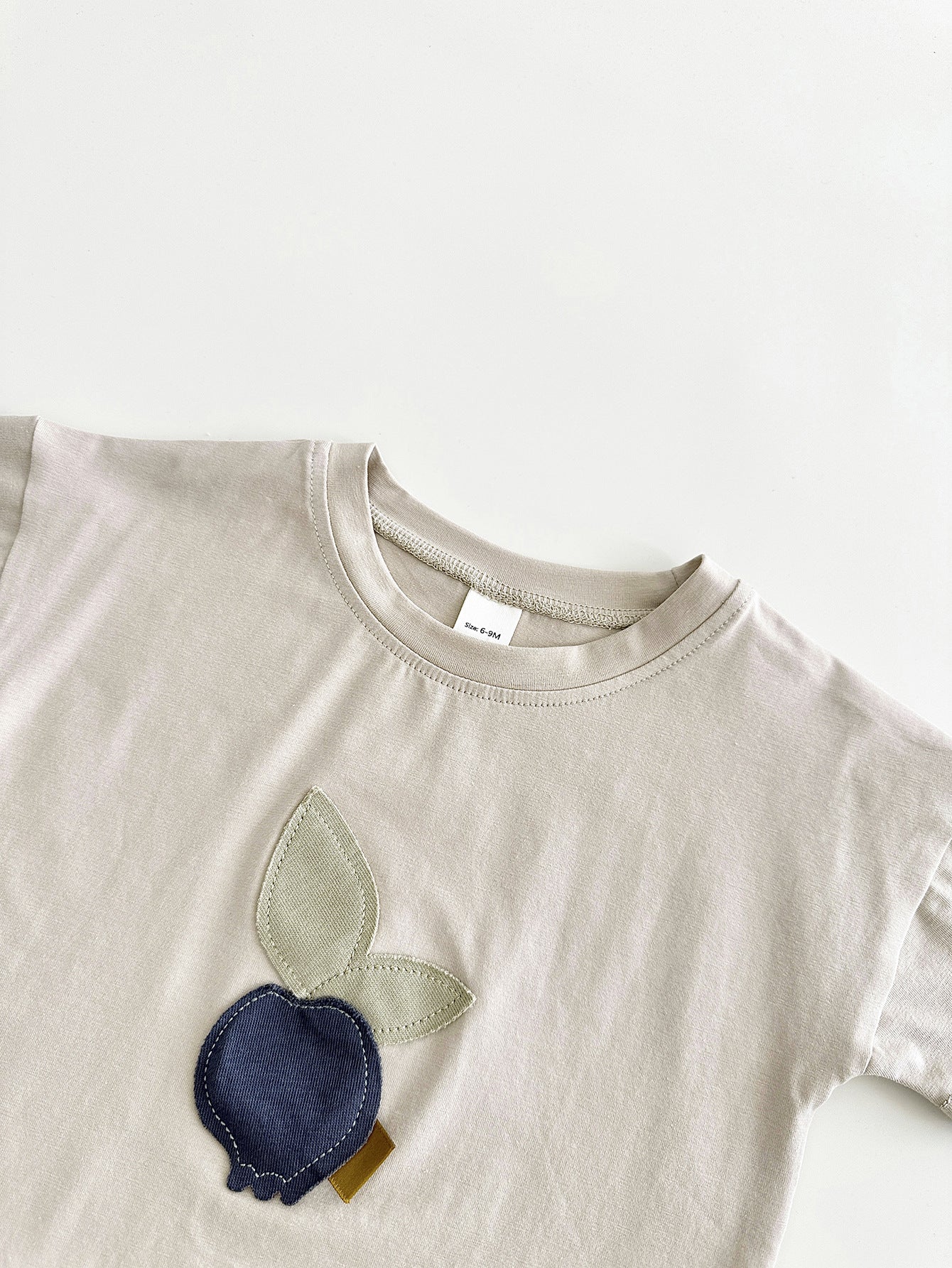 さらっと夏を楽しむ ベビー・キッズ半袖Tシャツ＆ショートパンツ上下セット フルーツワッペン 無地 コットン 6ヶ月〜3歳