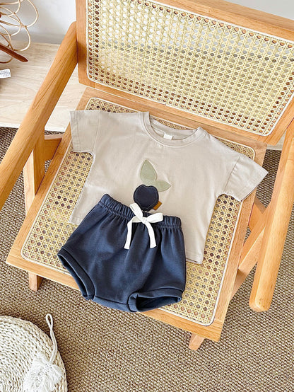 さらっと夏を楽しむ ベビー・キッズ半袖Tシャツ＆ショートパンツ上下セット フルーツワッペン 無地 コットン 6ヶ月〜3歳