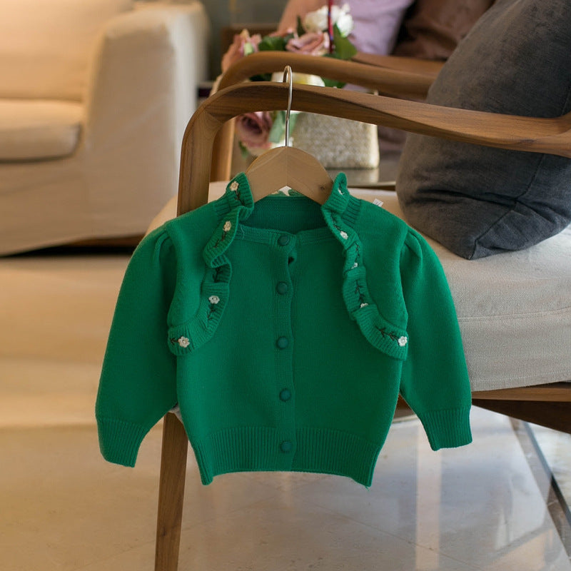 レッドカラーのレース襟ベビーアウター
