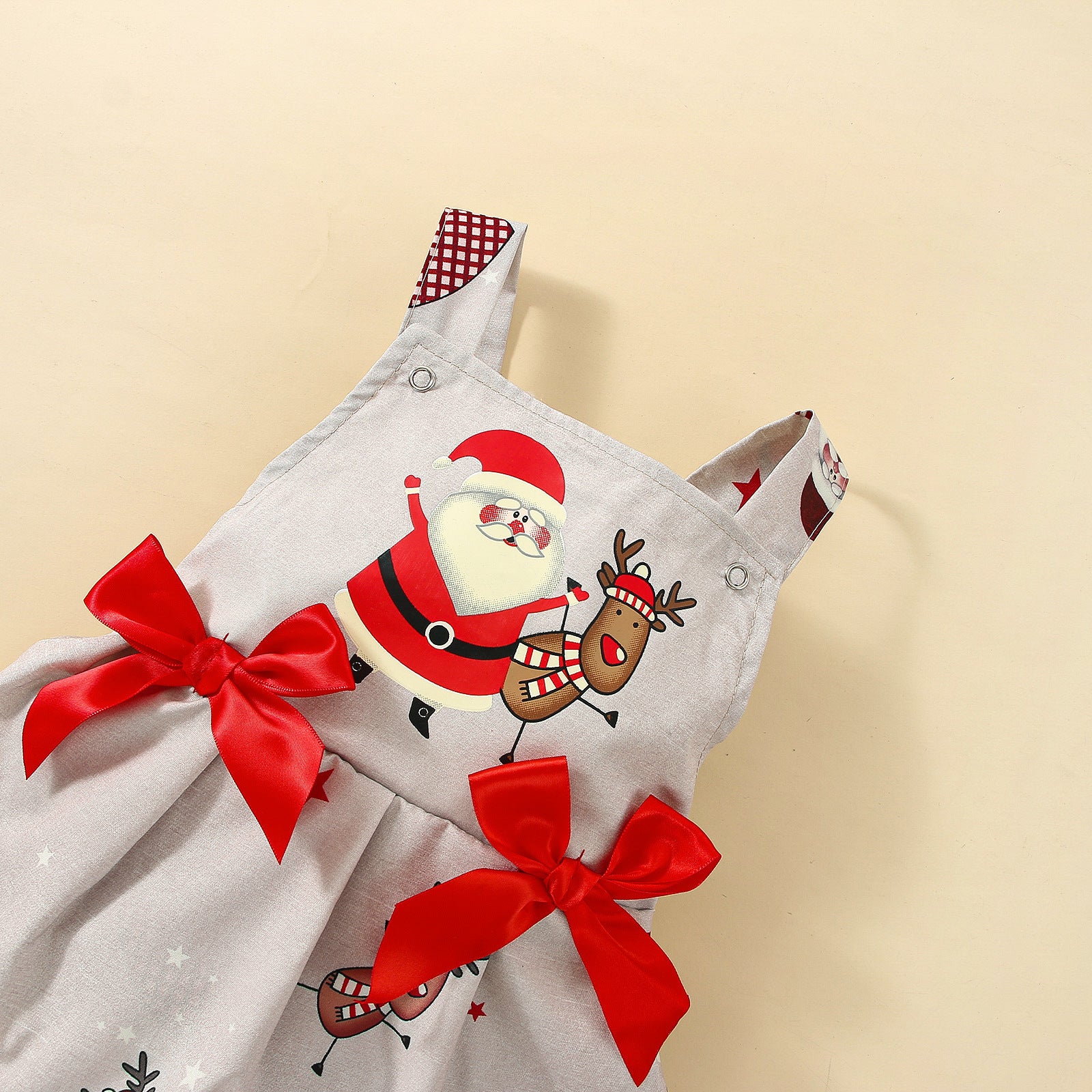 グレーカラーのクリスマスワンピースの正面写真
