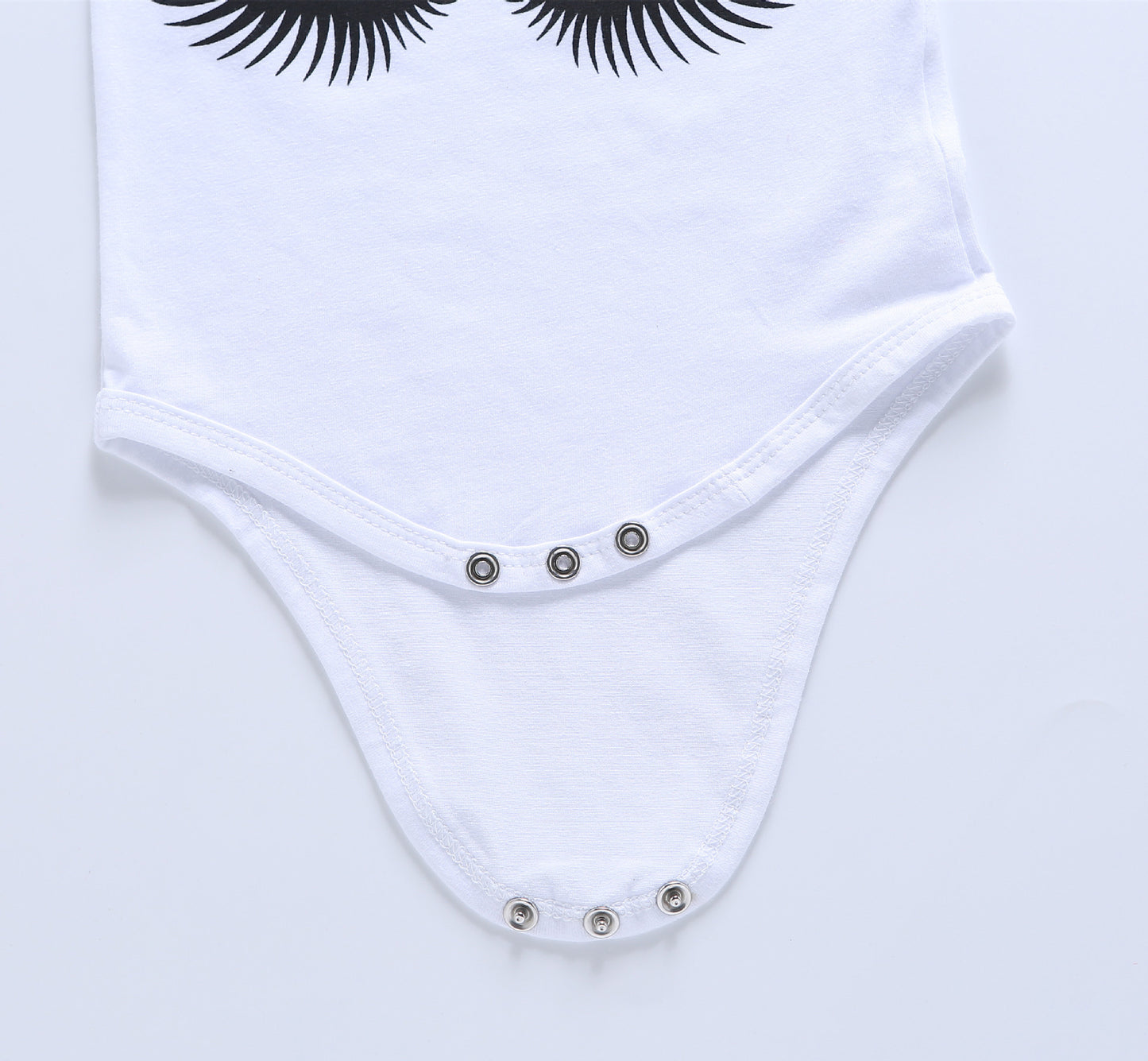 おしゃれに映えて夏の気分が上がる 女の子半袖ロンパース＆ボーダーショートパンツ＆ターバン3点セット コットン ホワイト 70~110cm