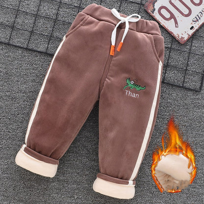 アニマル柄の男女兼用冬ボトムス
