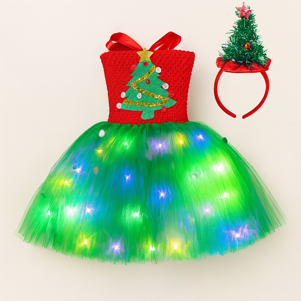 ノースリーブデザインの胸元とウエストベルト風装飾のアップ
