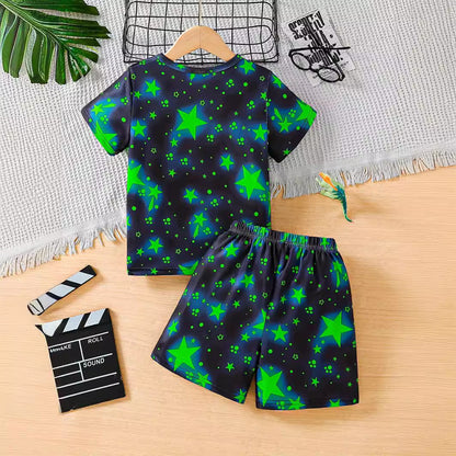 さらっと涼しい夏の毎日に 男の子半袖ルームウェア上下セット 恐竜カートゥーン＆星柄 ネオン風プリント ポリエステル薄手 2〜7歳