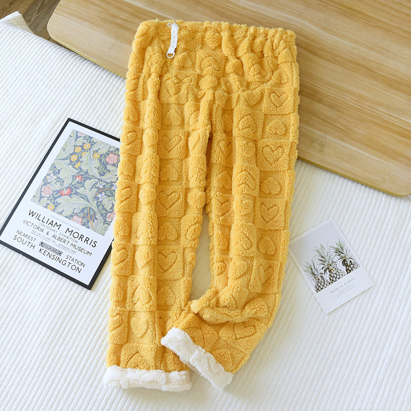 イエローのマタニティフランネルパンツ　秋冬〜春先に活躍するぬくもりルームウェア
