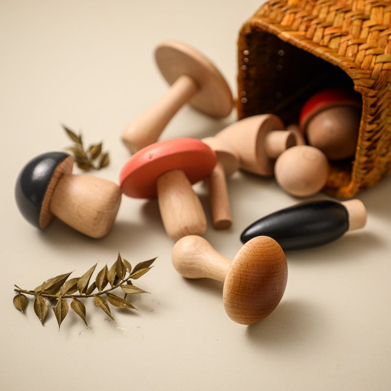 ブナ材の木製きのこおもちゃ
