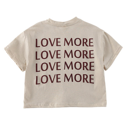 アプリコットの半袖Tシャツ 背中のLOVE MOREプリント 全体
