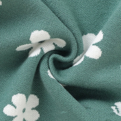 ニット素材の長袖ベビーロンパース ディテール
