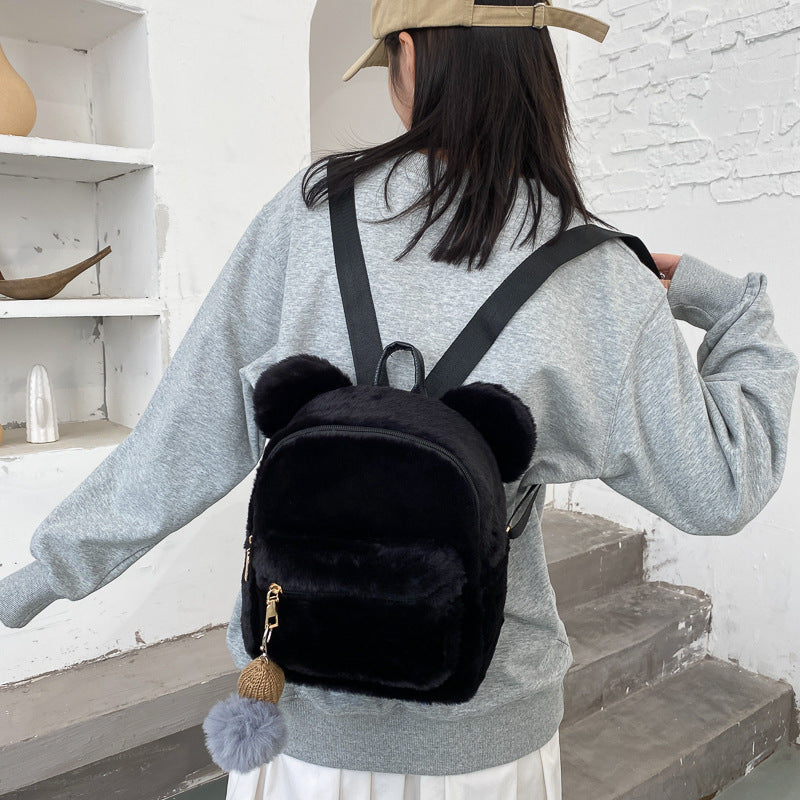 うさ耳プラッシュ風ミニバックパック｜縦型スクエア 26cm・ダブルショルダー・背負いやすいソフト仕様