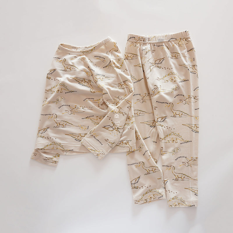 冷房の冷え対策にちょうどいい 男の子長袖パジャマ上下セット 車柄・恐竜柄 90~160cm