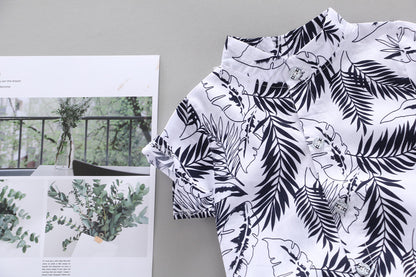 さらっと涼しく夏コーデが完成する 子どもボタニカルリーフ柄シャツ＆ショートパンツセット 韓国風デザイン コットン 80~110cm