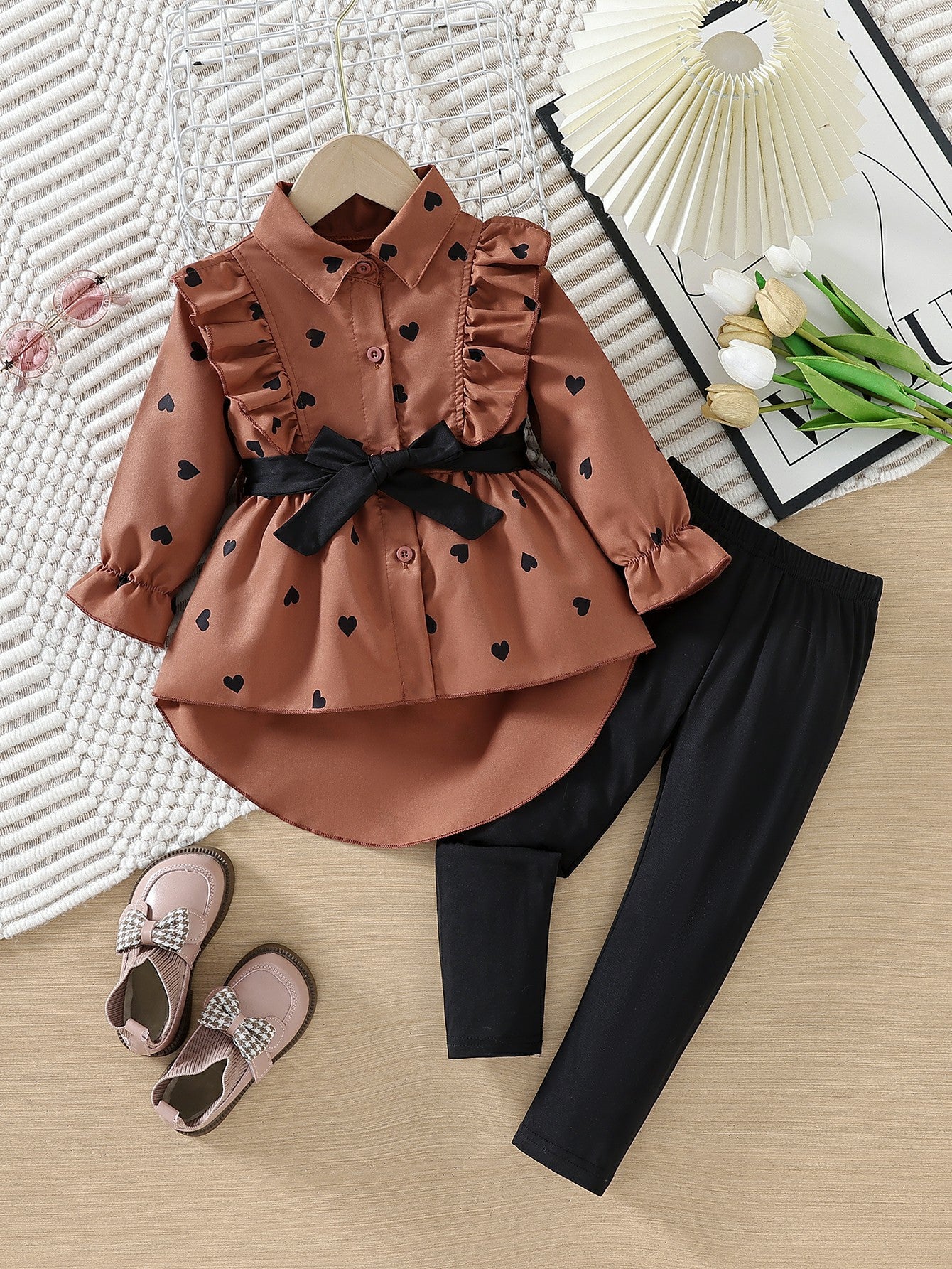 きちんと可愛いが一枚で完成する 女の子ロングシャツ×レギンス セット ハート柄フリル リボンベルト付き ポリエステル 100~130cm