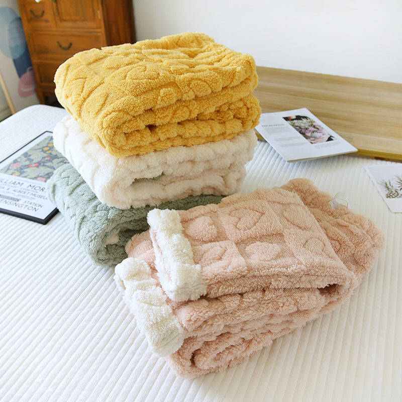 厚手フランネル素材のディテールイメージ　リラックスシーンに使いやすい
